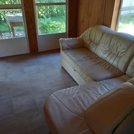 W Bogaczewie Nad Jeziorem Narie 度假居 *